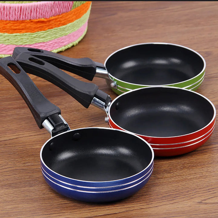 12/14 / 16 cm Mini Frigideira Antiaderente Frigideira de Aço Panela Panela Para Panelas Ferramentas de Cozinha Doméstica Utensílios de Cozinha Cor Aleatória