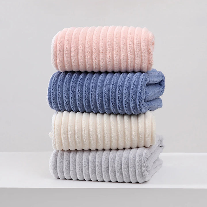 Toalha de banho de rosto adulto grande e grosso Coral Fleece Absorvente absorvente e de secagem rápida Toalha de banho multifuncional Toalhas de microfibra
